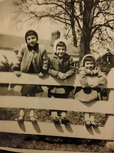 Linda and cousins as children in the 1950s
